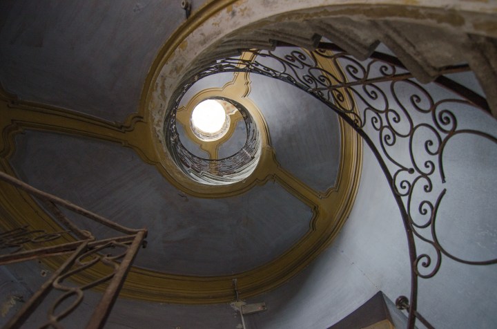 Palazzo Bosatta-Carbonera: scala elicoidale