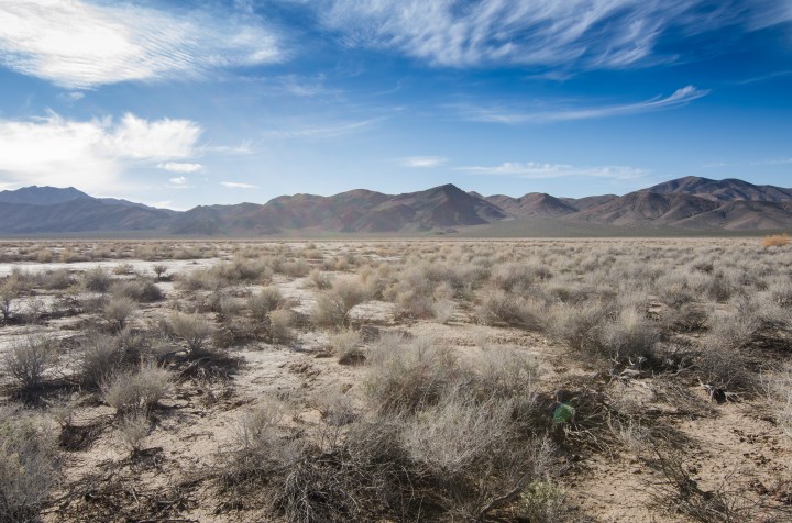 Sulle rive di un lago di sale