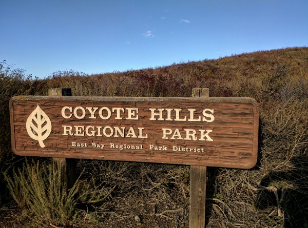 Il cartello che segnala l'ingresso nel parco