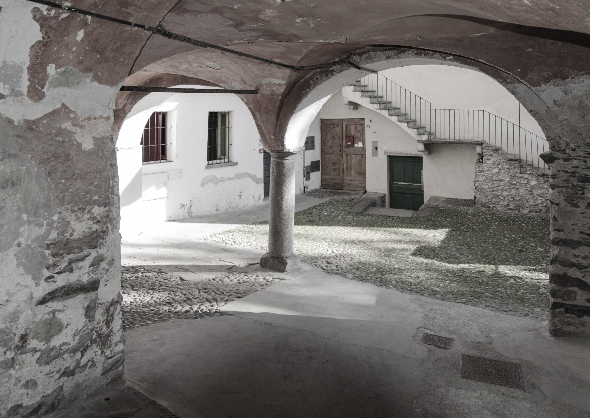 Vecchia corte in contrada Scarpatetti a Sondrio