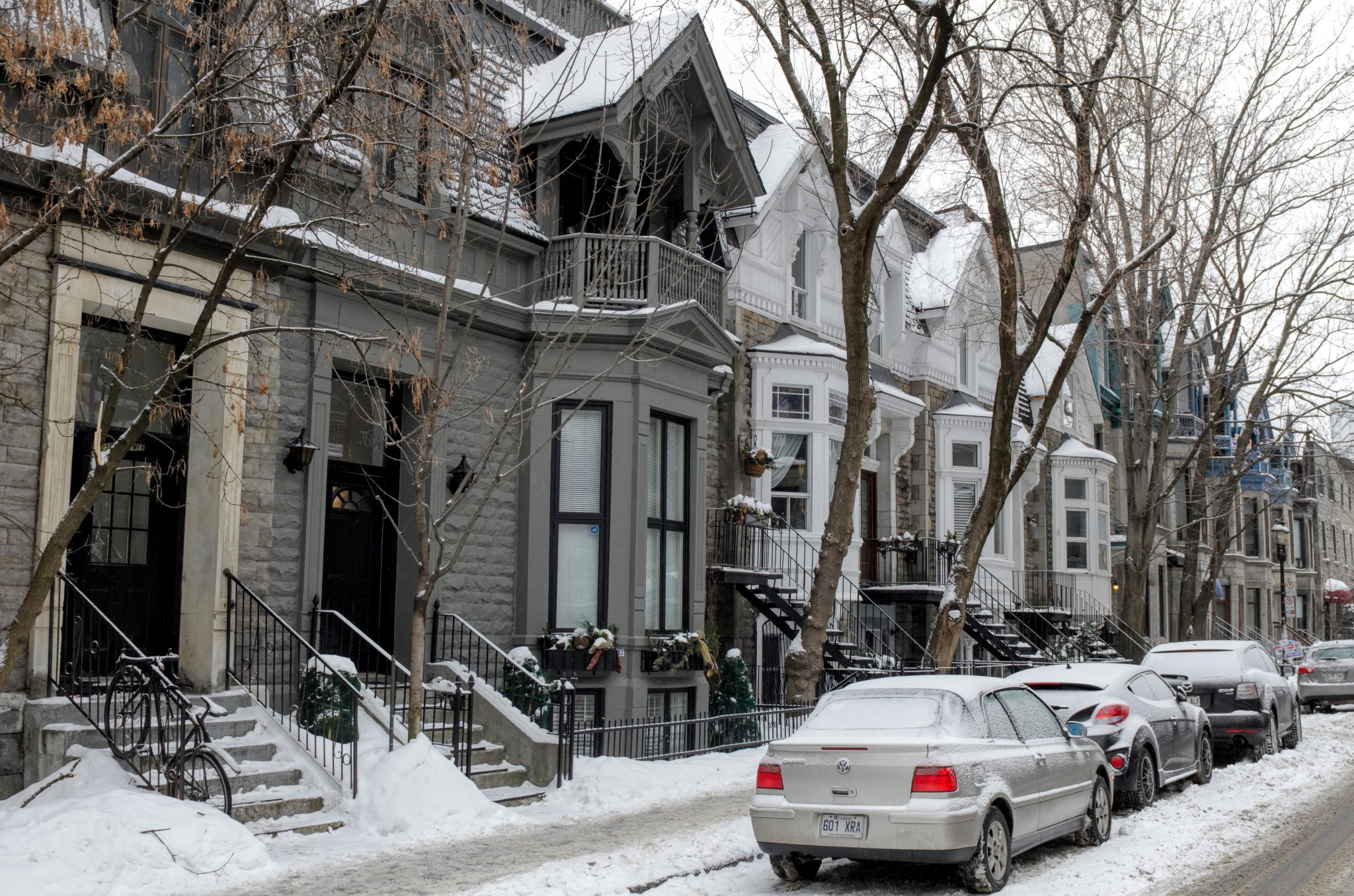 Via innevata a Montreal, regione del Quebec, Canada