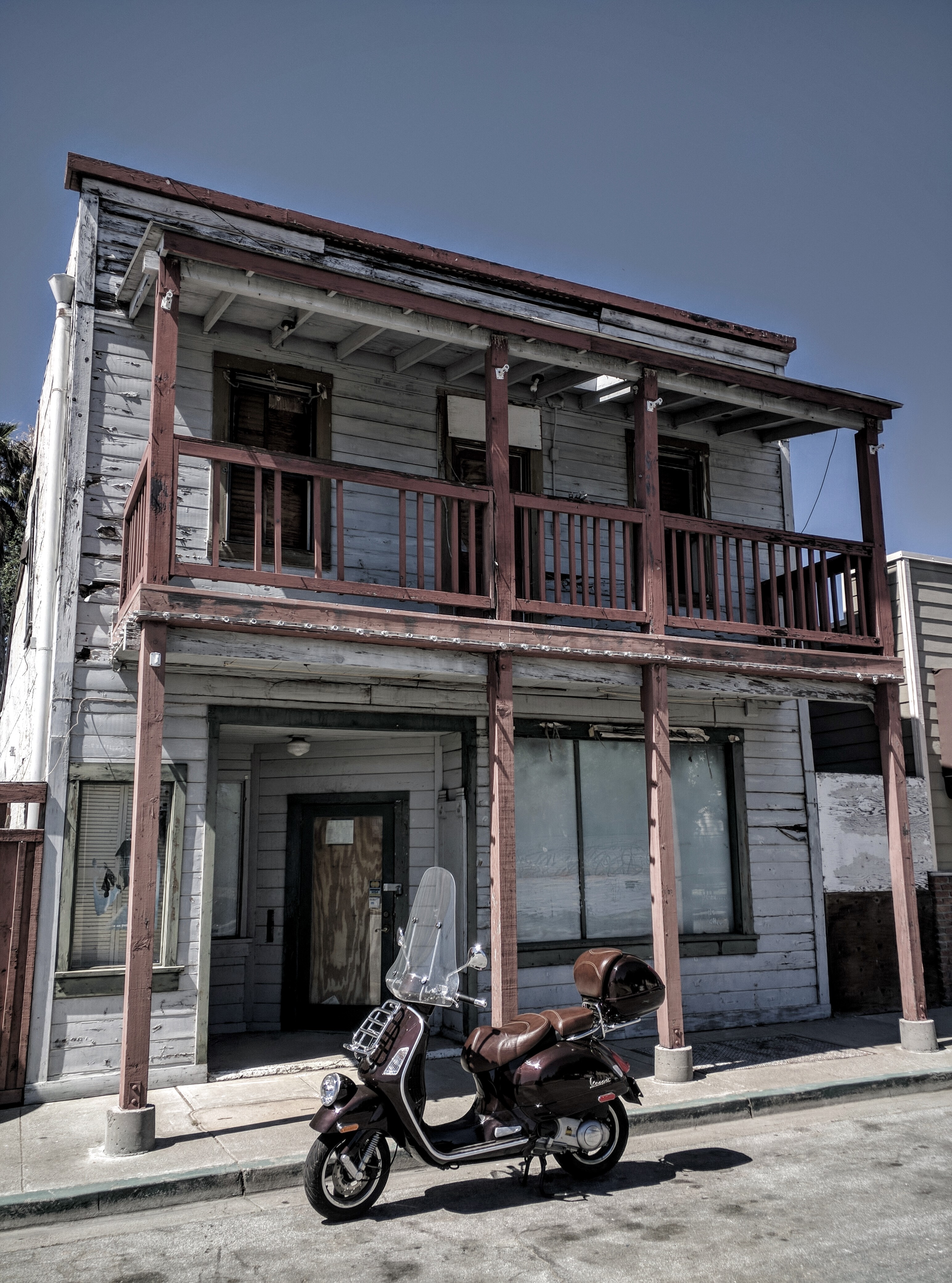 La Vespa nel selvaggio Far-West