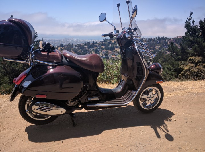 La Vespa si affaccia sulla baia di San Francisco