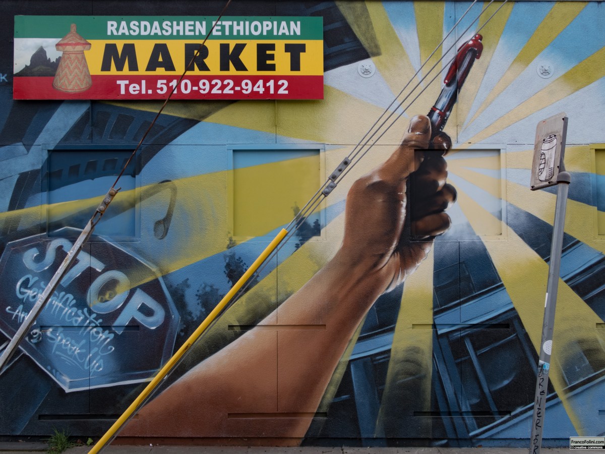 Oakland: a magic place for graffiti and&nbsp;murals