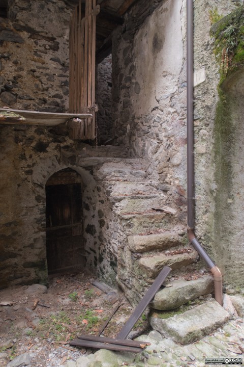 Angoli nascosti di Chiuro: antica casa contadina abbandonata