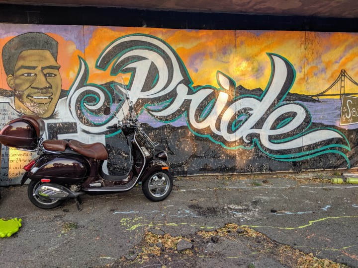 Sacramento Street, Berkeley: mural dedicated to black pride